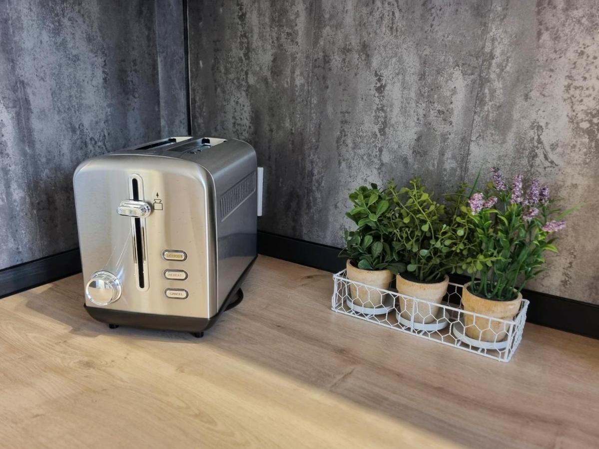 Cosy Apartment Nearby Train Station! Watford  Eksteriør billede