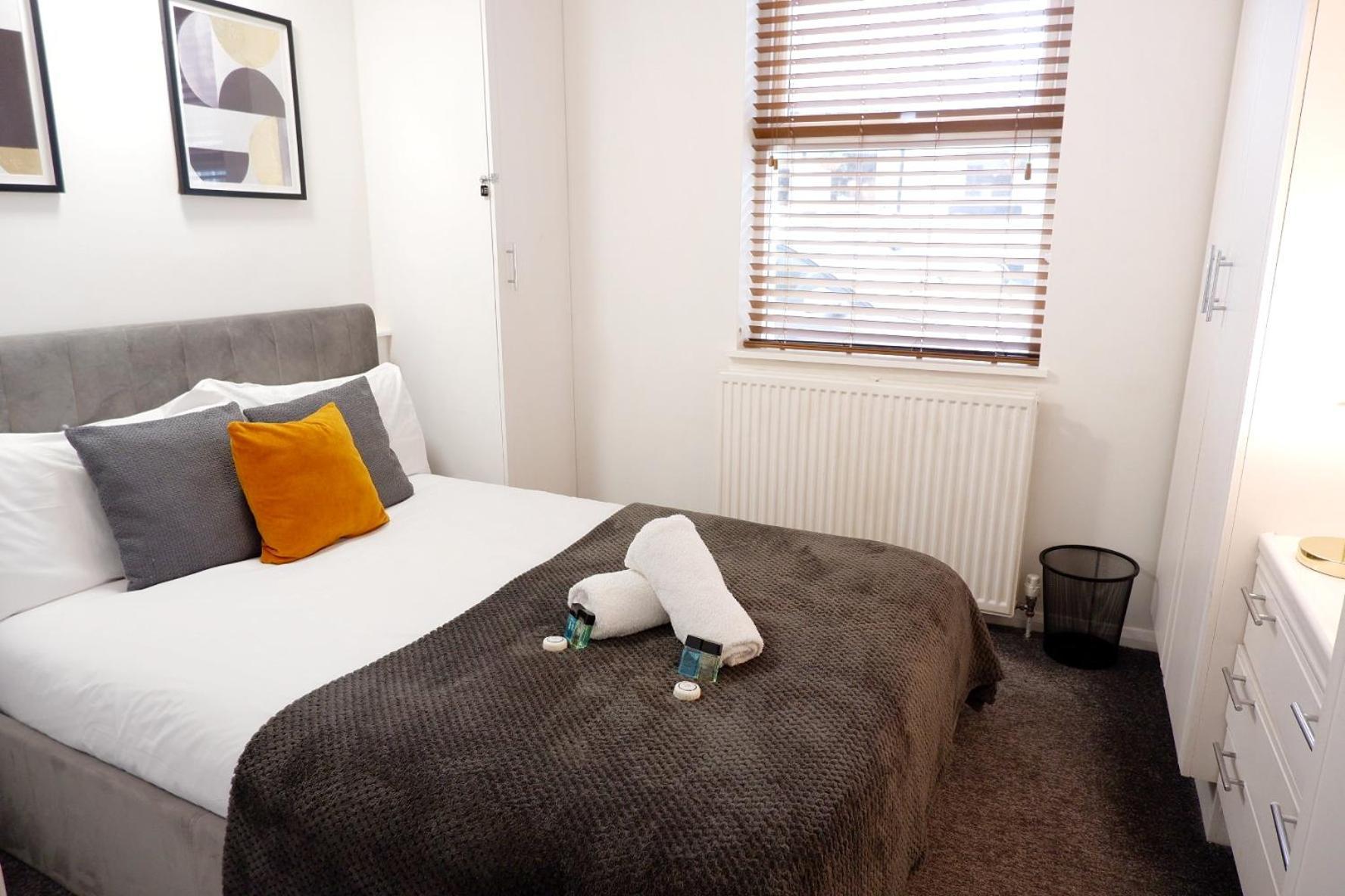 Cosy Apartment Nearby Train Station! Watford  Eksteriør billede