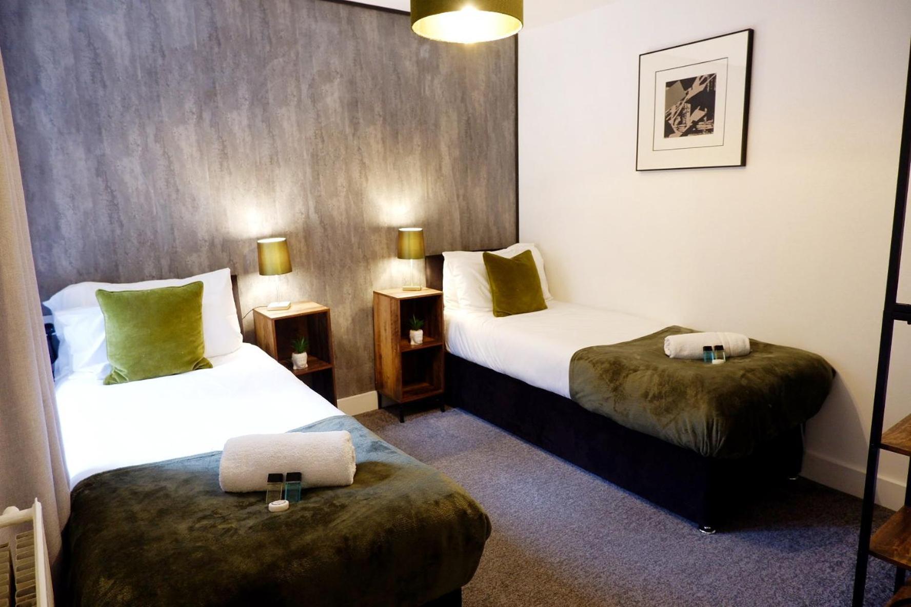 Cosy Apartment Nearby Train Station! Watford  Eksteriør billede