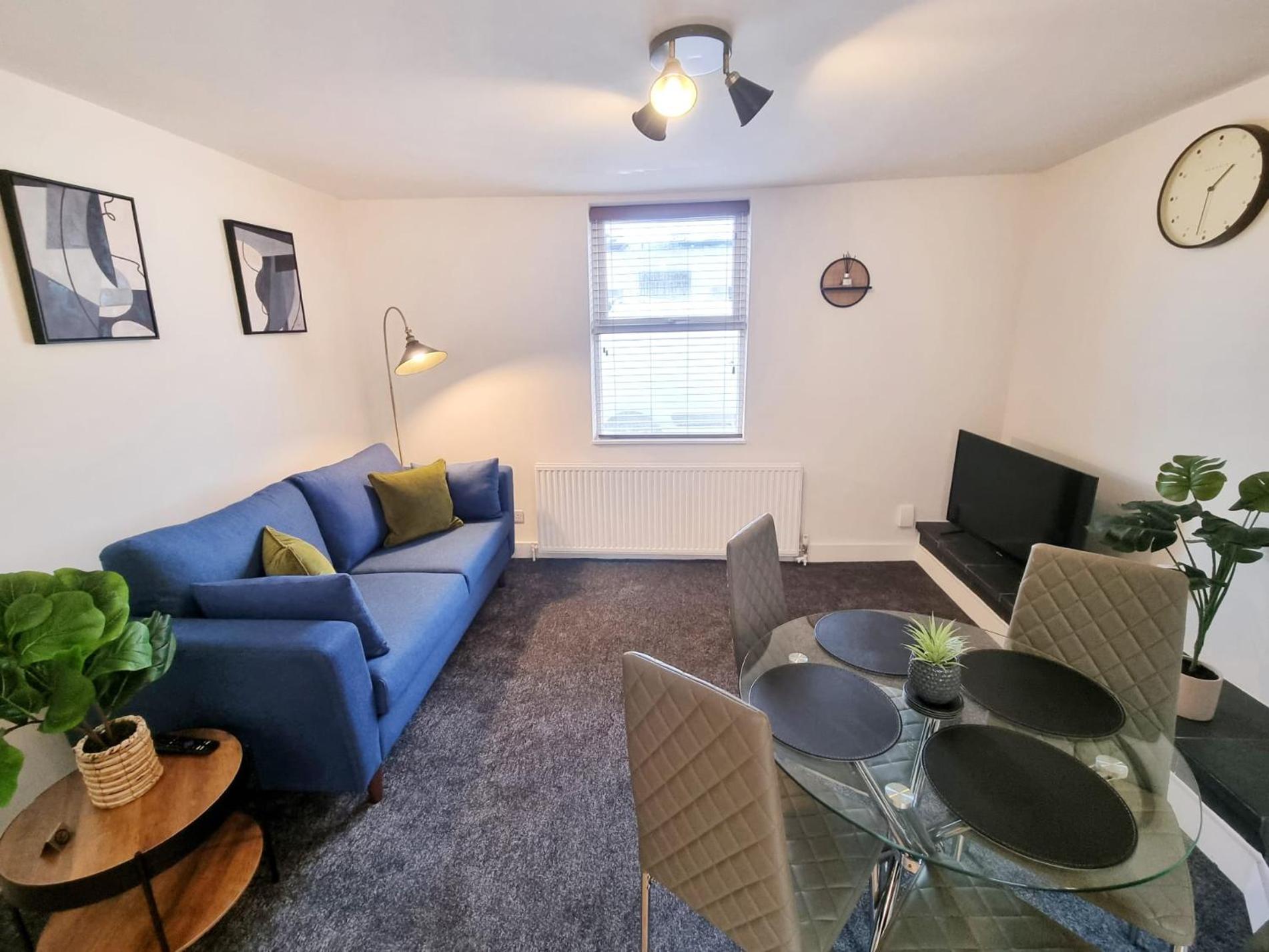 Cosy Apartment Nearby Train Station! Watford  Eksteriør billede